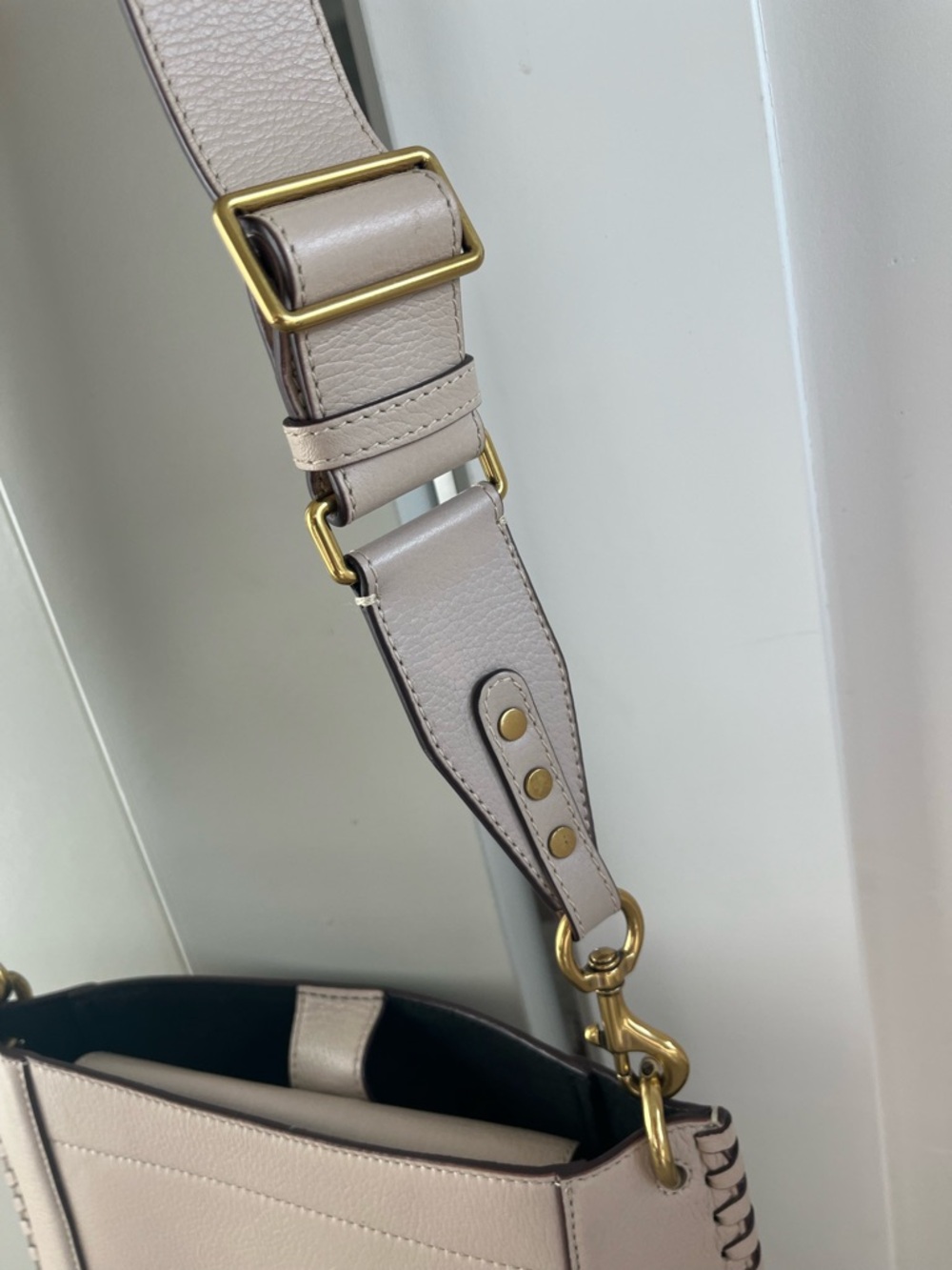 isabel marant oskan bag Leather Crossbody Saddle Bag in Beige - Picture 5 of 15